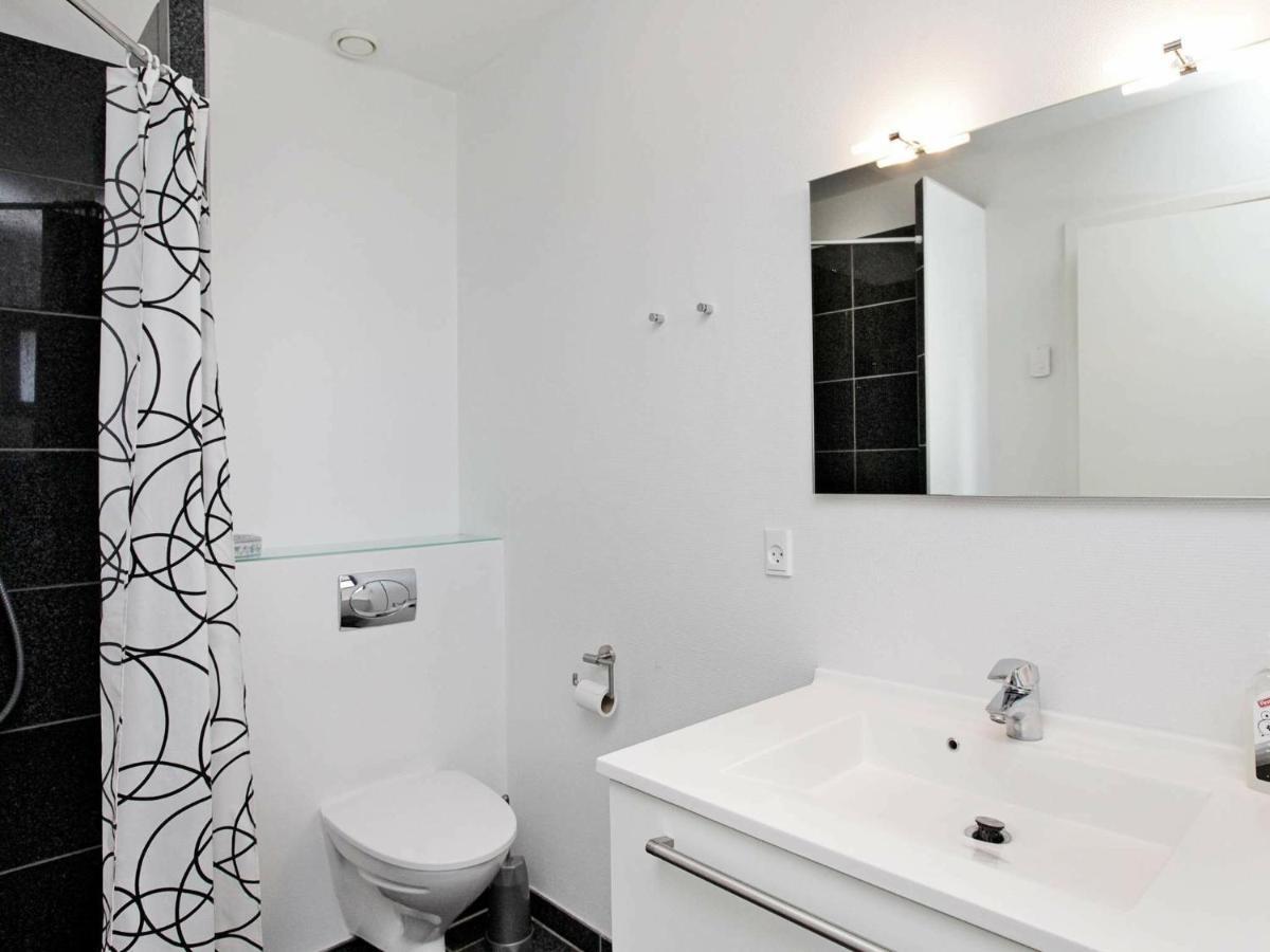 6 Person Holiday Home In Bogense Exteriör bild